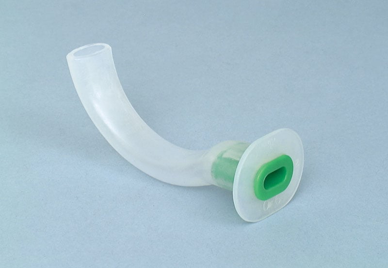 SRG012 OnePiece Guedel Airway Disposable Size 2 ISO 8.0 Green Sterile